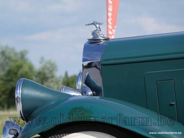 ANDERE Pierce-Arrow - Model 54 Sedan 1932 37601