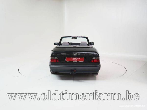 Mercedes-Benz E 200 1994 38542