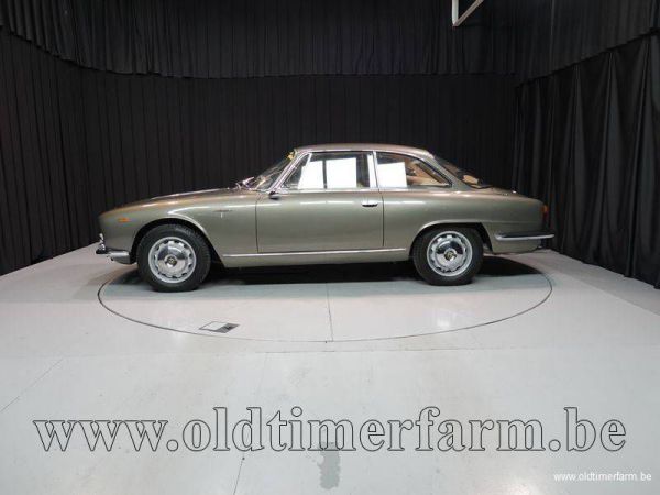 Alfa Romeo 2000 Sprint 1961 39158