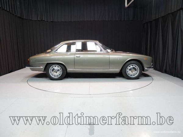 Alfa Romeo 2000 Sprint 1961 39160