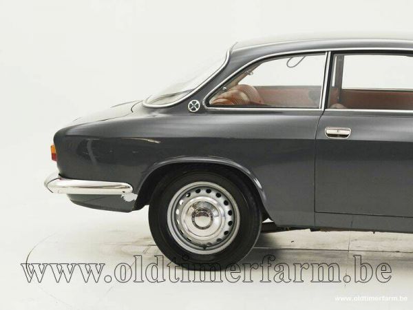 Alfa Romeo Giulia 1600 Sprint GT Veloce 1967 69654