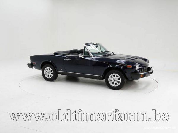 Fiat 124 Spider CS1 1977 75378