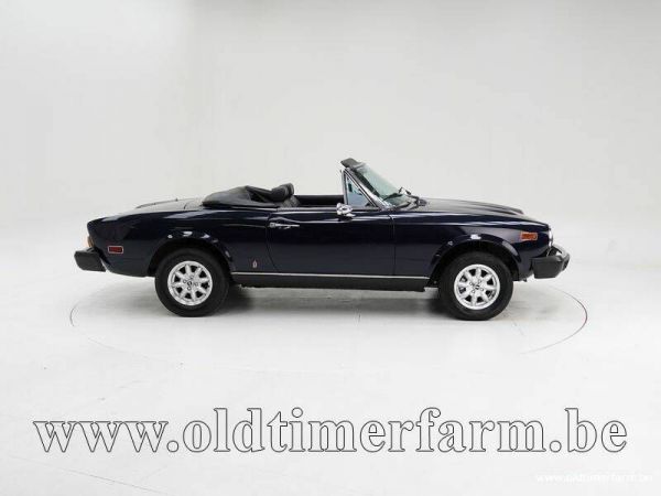 Fiat 124 Spider CS1 1977 75381