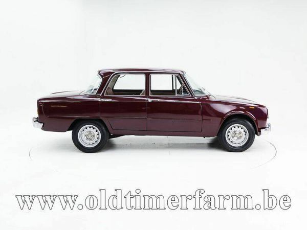 Alfa Romeo Giulia 1300 Super 1972 83395