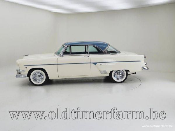 Ford Fairlane Victoria 1954 90448