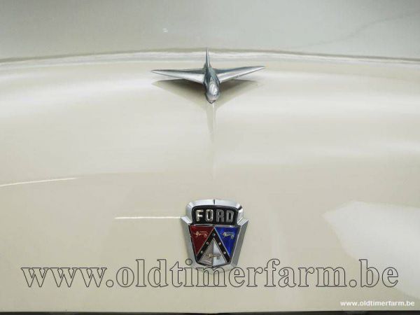 Ford Fairlane Victoria 1954 90453