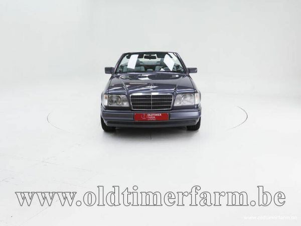 Mercedes-Benz E 220 1995 98001