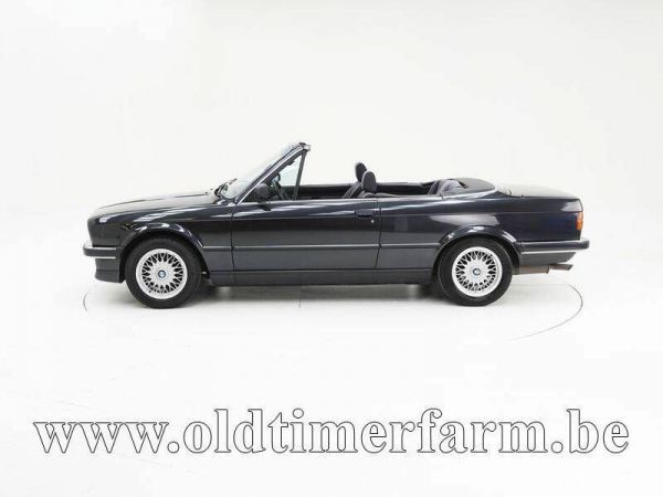 BMW 320i 1989 102782