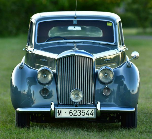 Bentley Mark VI 1949 43292