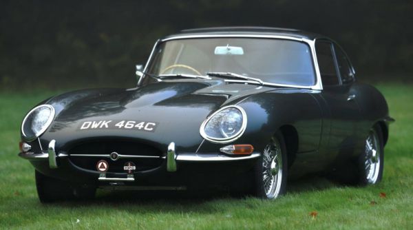 Jaguar E-Type 4.2 1900