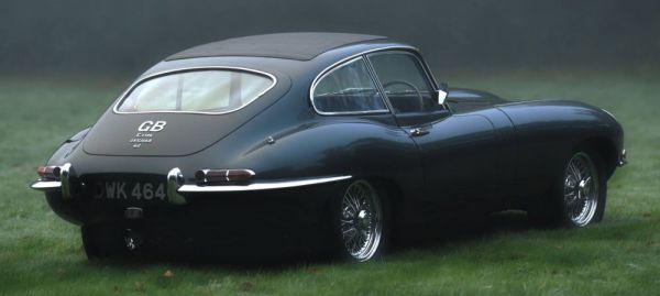 Jaguar E-Type 4.2 1965 43818