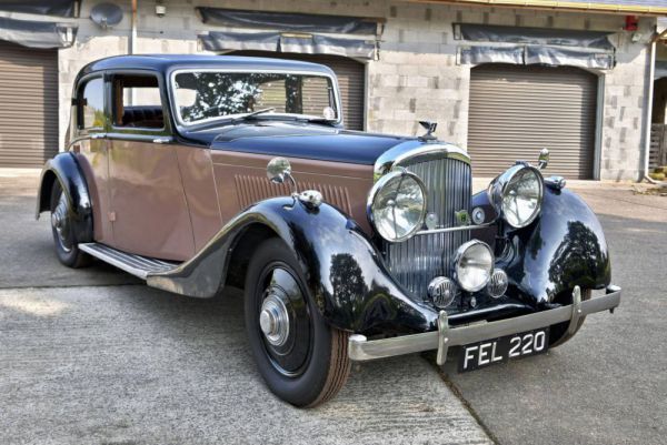 Bentley 4 1/4 Litre 1939 44137