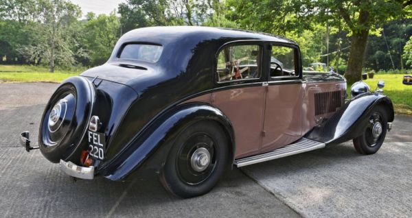 Bentley 4 1/4 Litre 1939 44142