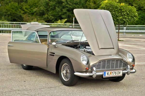 Aston Martin DB 5 1964 45305