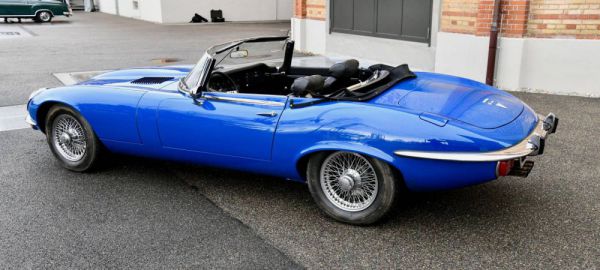 Jaguar E-Type V12 1973 45359