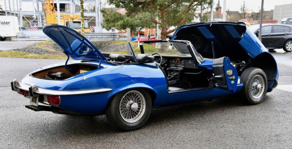 Jaguar E-Type V12 1973 45361