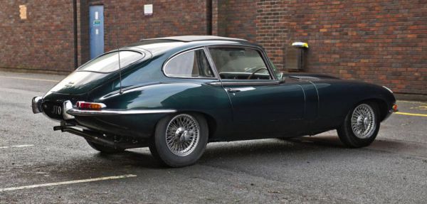 Jaguar E-Type (2+2) 1966 45392