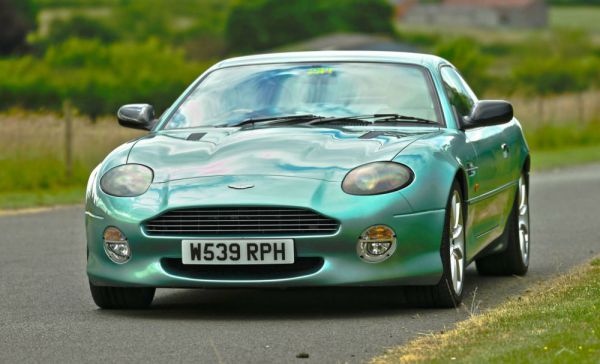 Aston Martin DB 7 Vantage 2000 70003