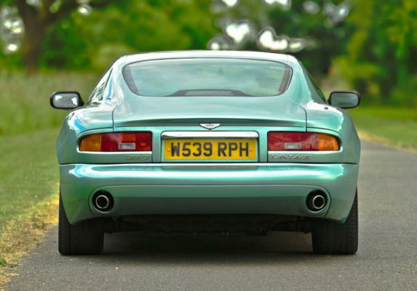 Aston Martin DB 7 Vantage 2000 70007