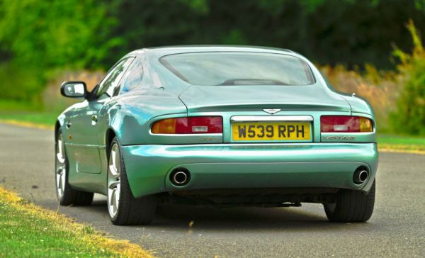 Aston Martin DB 7 Vantage 2000 70009