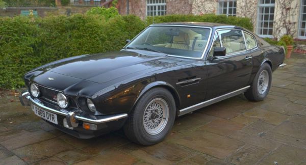 Aston Martin V8 EFi 1900 90313