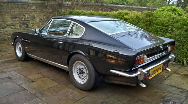 Aston Martin V8 EFi 1900 90320