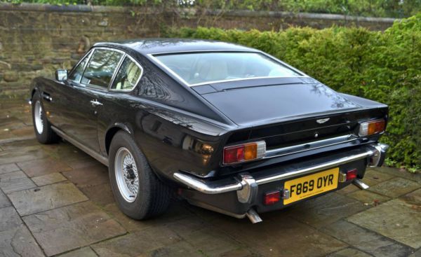 Aston Martin V8 EFi 1900 90322