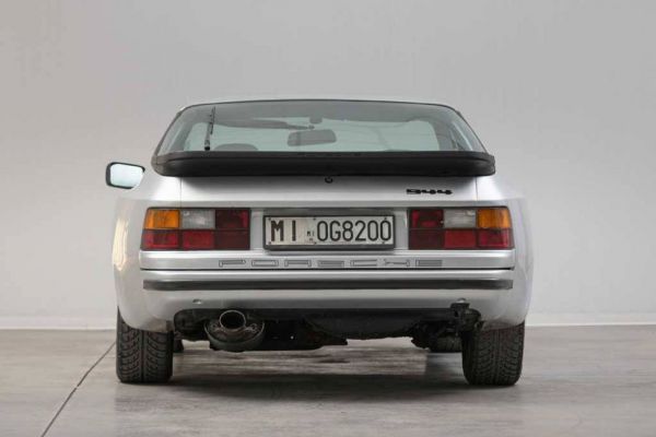 Porsche 944 1982 6649