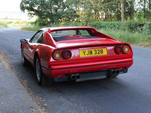 Ferrari 328 GTS 1987 10264