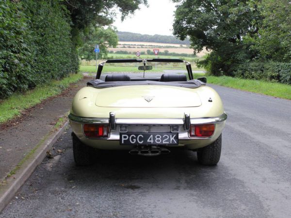 Jaguar E-Type V12 1971 10293