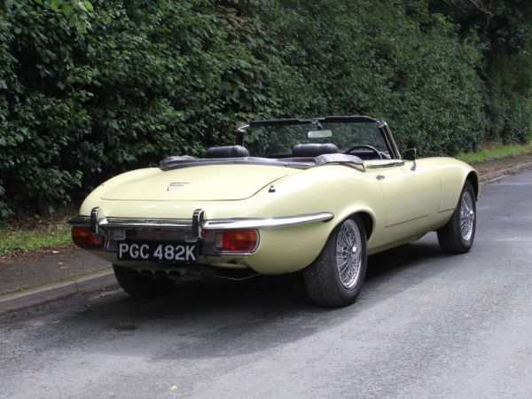 Jaguar E-Type V12 1971 10294