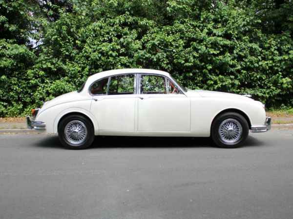 Jaguar Mk II 3.8 1963 10323