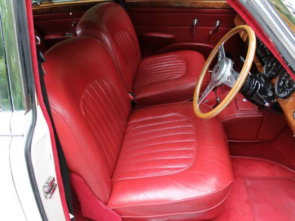 Jaguar Mk II 3.8 1963 10325