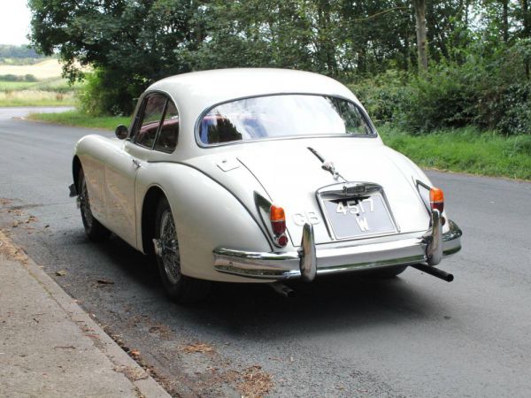 Jaguar XK 150 SE FHC 1960 10484