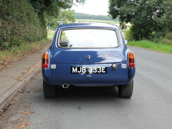 MG MGB GT 1967 10704