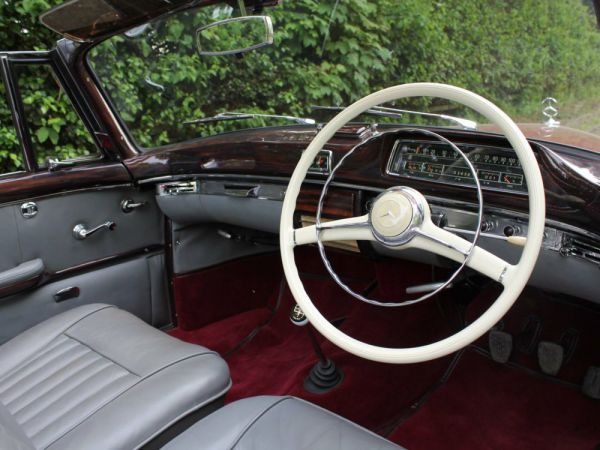 Mercedes-Benz 220 S Cabriolet 1958 10854