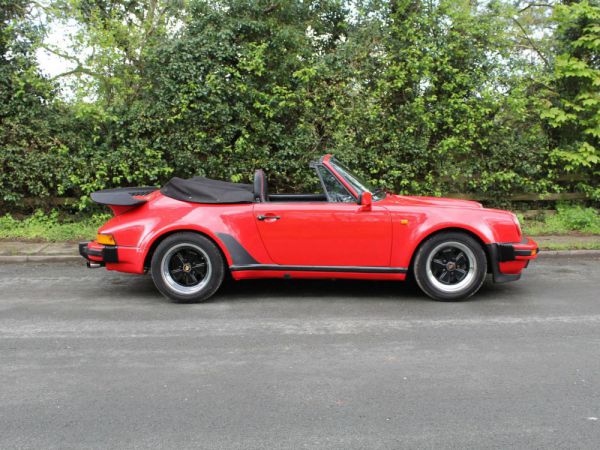 Porsche 911 Carrera 3.2 1986 10937