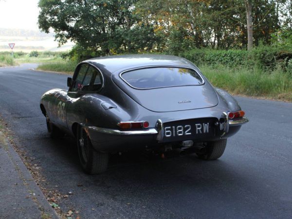 Jaguar E-Type 3.8 1961 10962