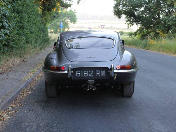 Jaguar E-Type 3.8 1961 10963