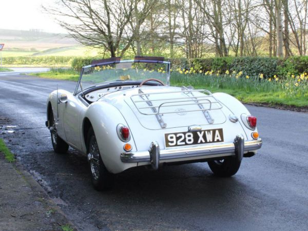 MG MGA 1500 1956 11106