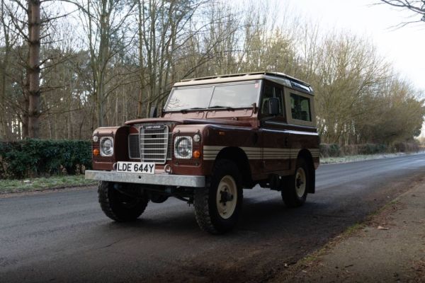 Land Rover 88 1982 105808