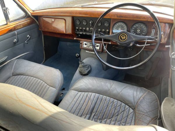 Daimler V8-250 1967 31275