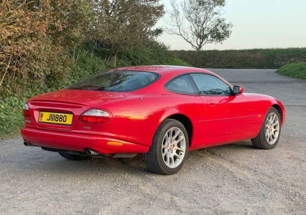 Jaguar XKR 1999 31350