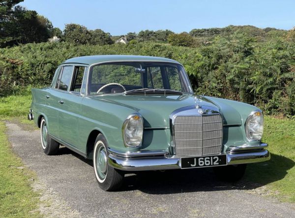 Mercedes-Benz 220 b 1965 31409