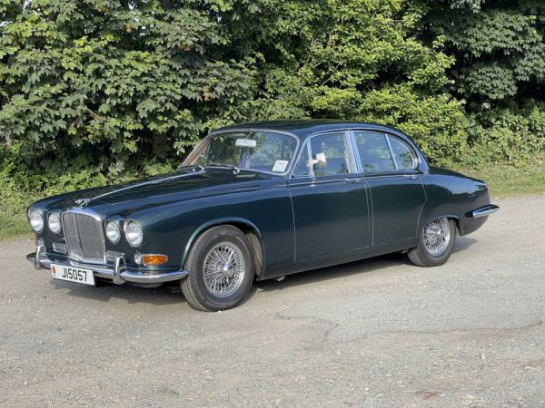 Jaguar 420 1967 61720