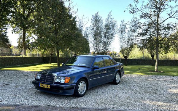 Mercedes-Benz E 500 1993 82662