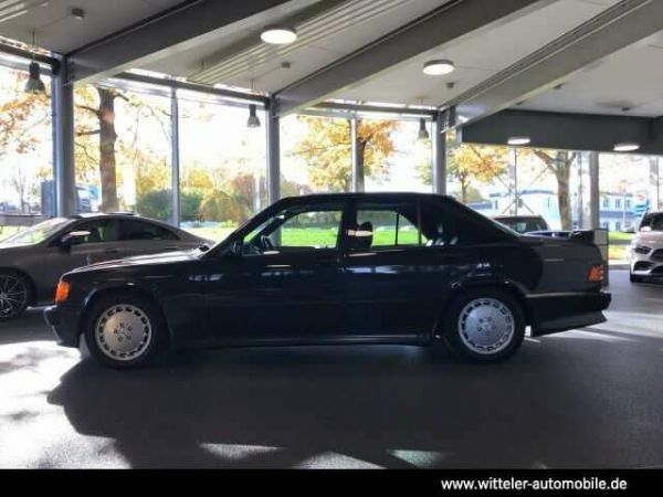 Mercedes-Benz 190 E 2.5-16 1990 67612