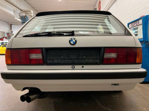 BMW 325ix Touring 1988 3199