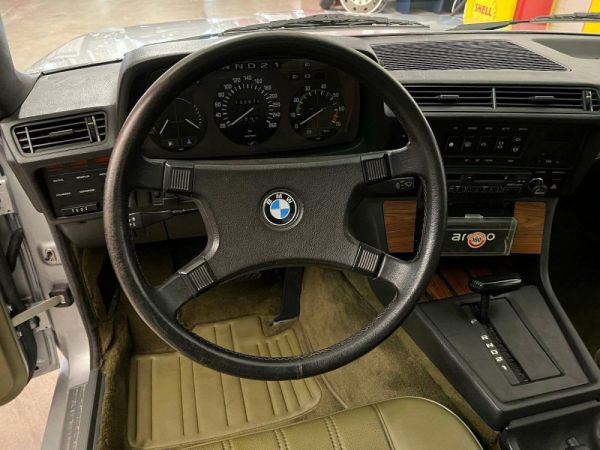 BMW 735i 1980 3217