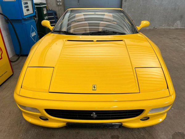 Ferrari F 355 Spider 1995 3269